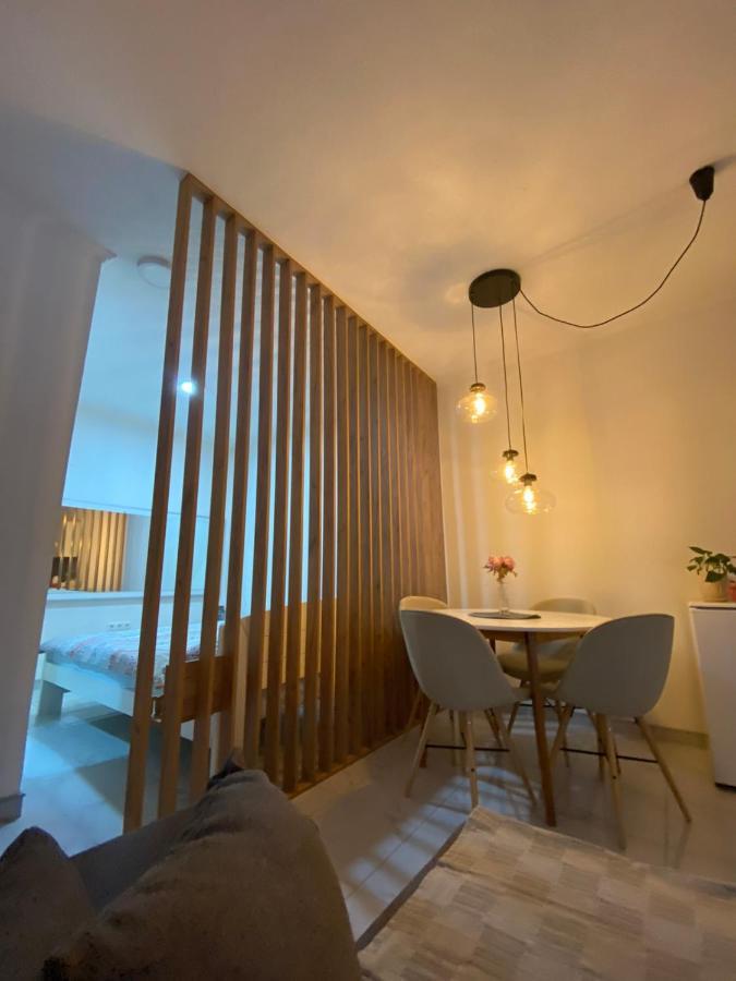 Deluxe Apartment Tuzla Bagian luar foto