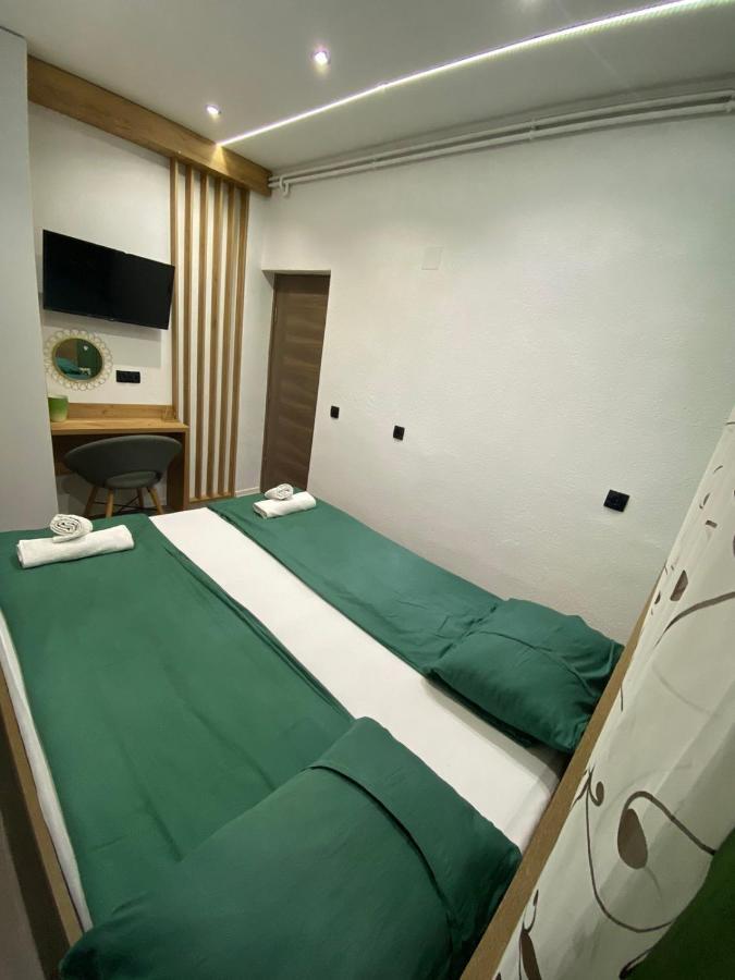 Deluxe Apartment Tuzla Bagian luar foto